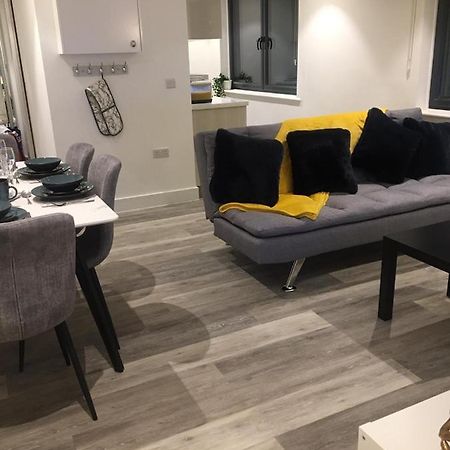 Stylish Apartment, Beach & Town 2 Min Walk Борнмут Экстерьер фото